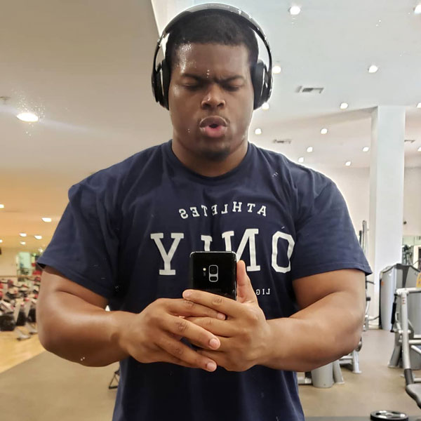 I'm rocking my guy @shawnemerriman's Lights Out shirt.